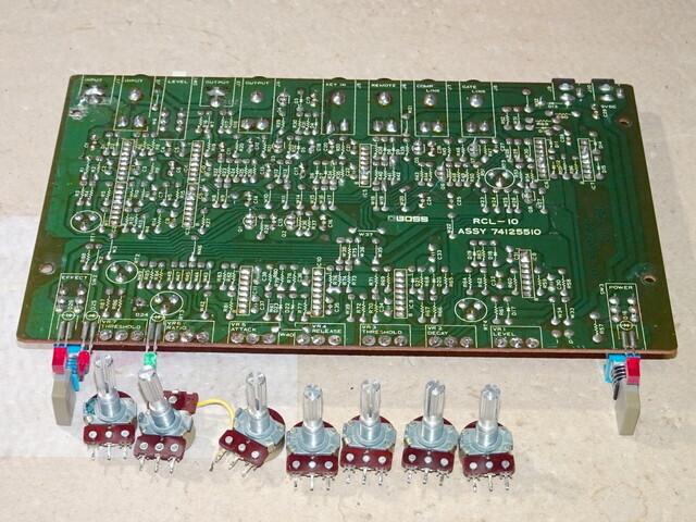BOSS RCL-10 コンプリミッター ハーフラックシリーズ2台 適い 取説有