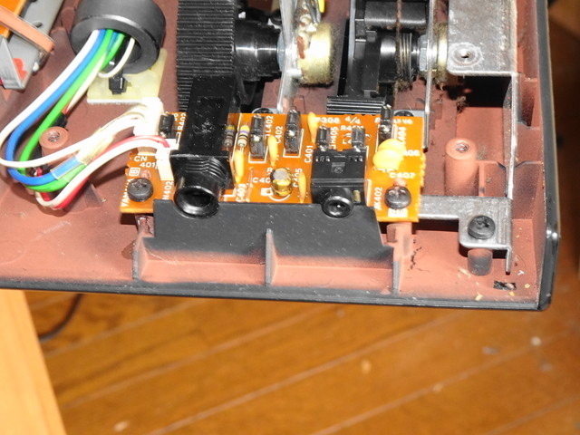 ヤマハV50の修理（その1）: ナンチャッテ技術者の凸凹日記