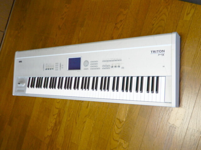 KORG TRITON PRO シンセサイザー キーボード 音源モジュール