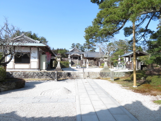 中は結構広い
