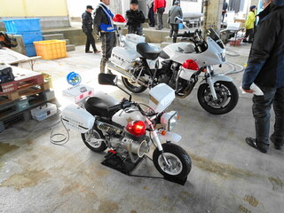 白バイの展示